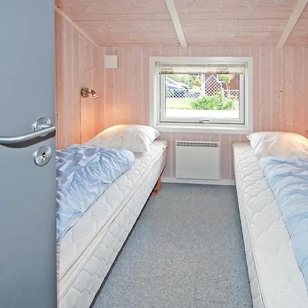 3 Bedroom Beautiful In Juelsminde Sonderby (Midtjylland)