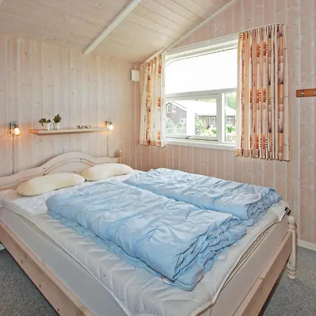 3 Bedroom Beautiful In Juelsminde *