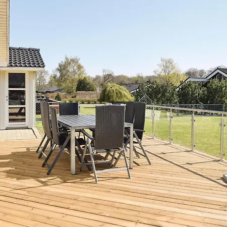 3 Bedroom Beautiful In Juelsminde Sonderby (Midtjylland)