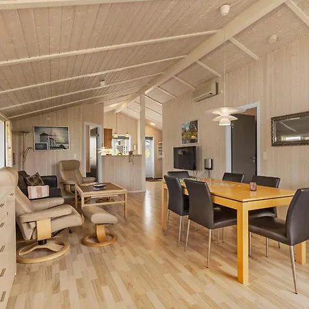 Pot Strandby V Juelsminde Ix *