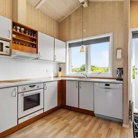 Feriehus Pot Strandby V Juelsminde Ix *