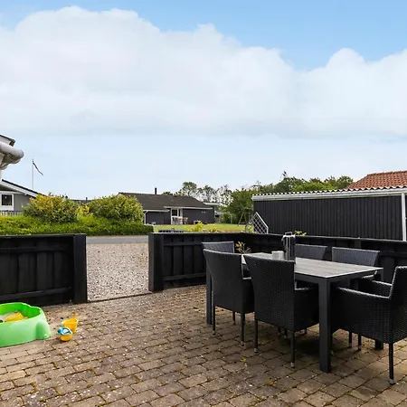 Pot Strandby V Juelsminde Ix Sonderby (Midtjylland)